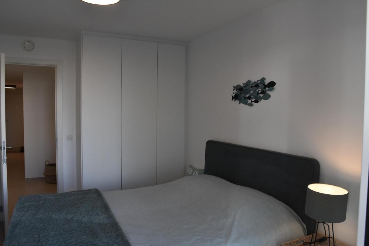 Lichtrijk 2-Slaapkamerappartement Met Zeezicht En Gratis Parking Ostenda Esterno foto