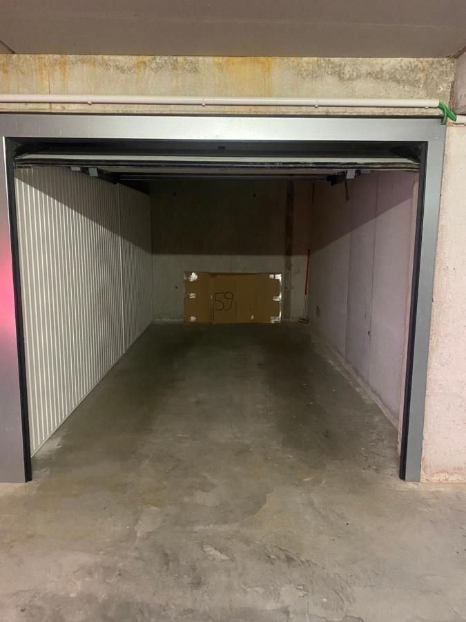Lichtrijk 2-Slaapkamerappartement Met Zeezicht En Gratis Parking Ostenda Esterno foto